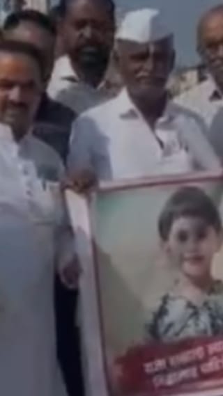 Video : मालेगाव घटनेच्या निषेधार्थ मोर्चात इंदुरीकर महाराज सहभागी