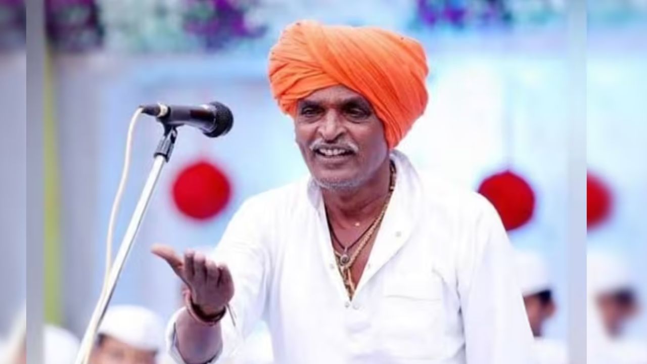 इंदुरीकर महाराजांचे पूर्ण नाव निवृत्ती काशिनाथ देशमुख असे आहे. अहिल्यानगर जिल्ह्यातील अकोले तालुक्यातील इंदोरी हे त्यांचे गाव आहे. या गावाच्या नावावरूनच त्यांना 'इंदुरीकर महाराज' असे म्हटले जाते. 