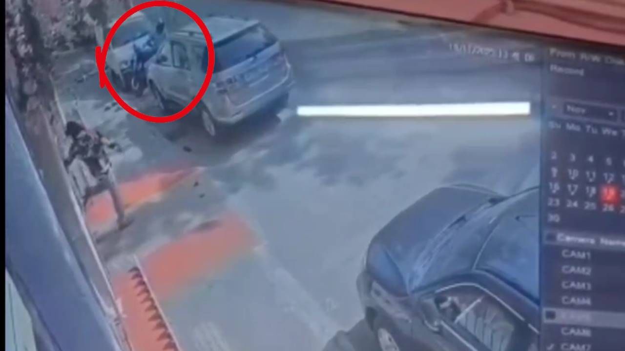 धाड धाड पोटात गोळ्या, फ्रेडी रक्ताच्या थारोळ्यात; हत्येचा हादरवून सोडणारा CCTV समोर! धाड धाड पोटात गोळ्या, फ्रेडी रक्ताच्या थारोळ्यात; हत्येचा हादरवून सोडणारा CCTV समोर!