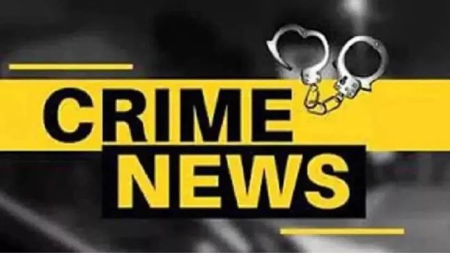 छत्तीसगडमध्ये जशपूर जिल्ह्यात एक धक्कादायक घटना घडली आहे. येथे एका अल्पवयीन मुलीवर अत्याचार करण्यात आल्याचं समोर आलं आहे. हे प्रकरण 2022 सालातील असले तरीही यातील मुख्य आरोपीला गुरुवारी (13 नोव्हेंबर) बेड्या ठोकण्यात आल्या आहेत. त्यामुळे या धक्कादायक प्रकरणाची आता देशभरात चर्चा होत आहे.