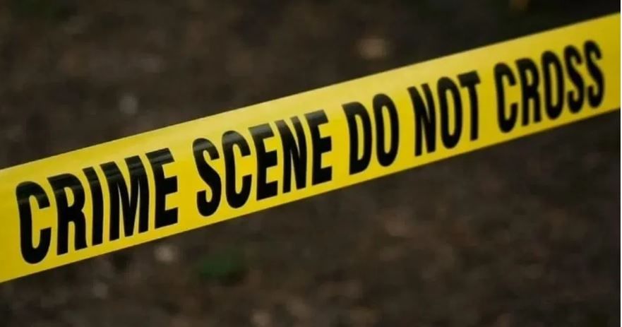 त्याने पीडित मुलीला दीपक यादव असे खोटे नाव सांगून तिच्यासोबत दुष्कृत्य केले. तिकडे कुंदन राज व्हिडीओ कॉलच्या माध्यमातून हे दुष्कर्म पाहात होता. हाच व्हिडीओ कुंदन राजने पीडित मुलीच्या बहिणीला पाठवला. त्यानंतर पीडित मुलीने हिंमत दाखवून घडलेला सर्व प्रकार सांगितला आणि कुंदन राजचा खरा चेहरा समोर आला. या घटनेबाबत 2022 रोजी तक्रार दाखल करण्यात आली होती. परंतु आता या प्रकरणातील मुख्य आरोपी कुंदन राज याला अटक करण्यात आली आहे. त्याची चौकशी सुरू आहे.