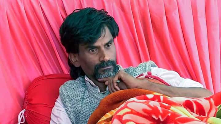 Manoj Jarange Patil : मनोज जरांगे पाटलांना जीवे मारण्याचा रचला कट! कोणी दिली धमकी? Manoj Jarange Patil : मनोज जरांगे पाटलांना जीवे मारण्याचा रचला कट! कोणी दिली धमकी?