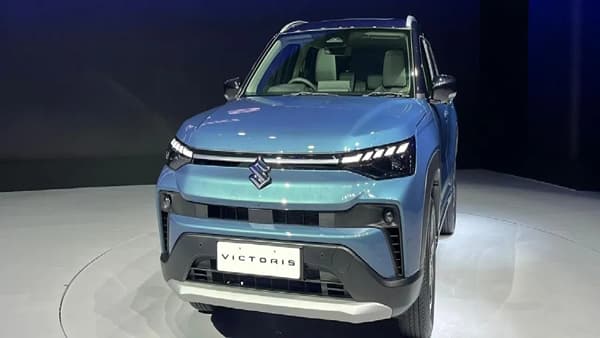 2 लाख भरल्यावर Maruti Victoris CNG चा EMI किती बसतो? जाणून घ्या