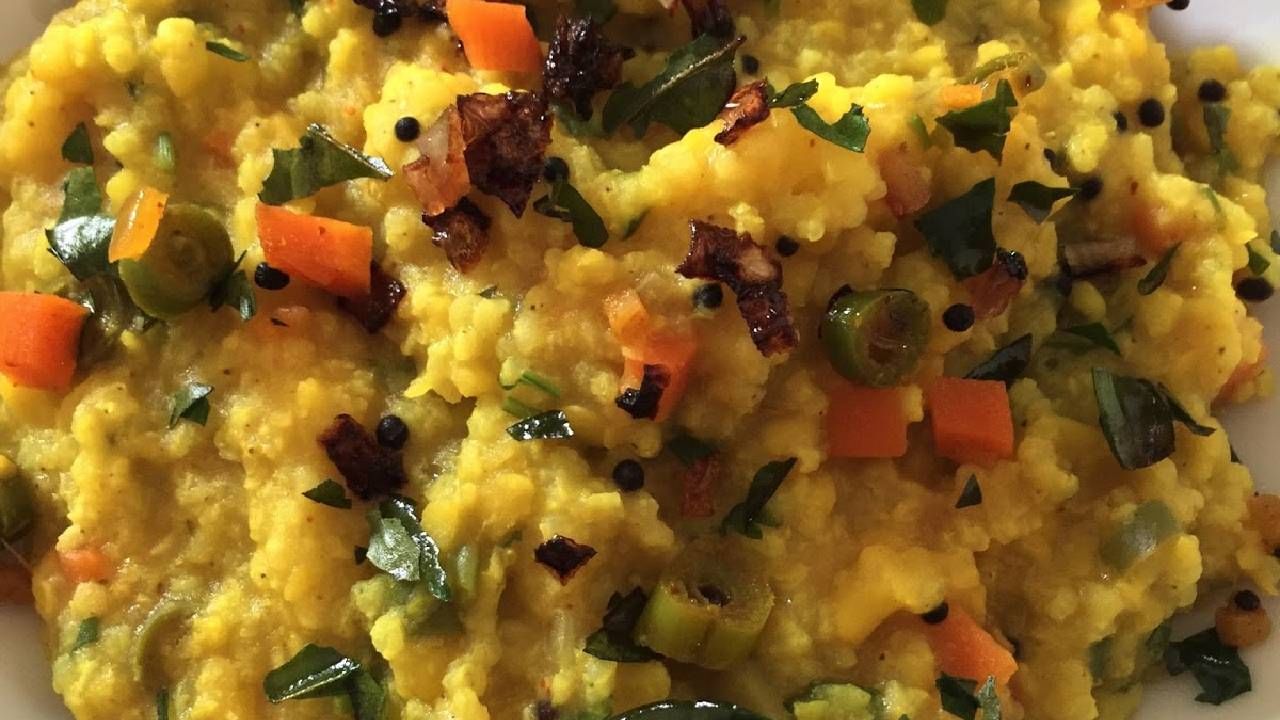 सध्या वाढलेले वजन ही अनेकांची मोठी समस्या बनले आहे. जर तुम्हाला खरोखरच वजन कमी करायचे असेल तर काही गोष्टींचा बदल करणे महत्वाचे आहे. यामध्ये सर्वात महत्वाचे म्हणजे आहार.