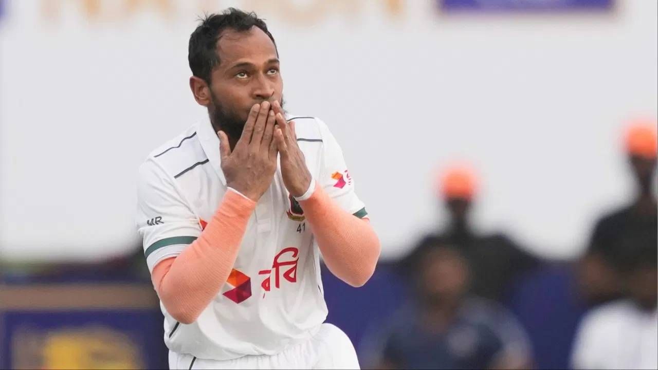 1877 सालापासून कसोटी क्रिकेटला सुरुवात झाली. तेव्हापासून आतापर्यंत 148 वर्षात मुशफिकुर रहीम हा जगातील 11वा खेळाडू आहे. ज्याने 100 व्या कसोटीत शतकी खेळी केली आहे. (Photo: PTI)