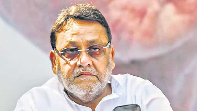 सर्वात मोठी बातमी... नवाब मलिक यांना कोर्टाचा मोठा दणका... दाऊदच्या मालमत्ता प्रकरणात नेमकं काय घडलं?