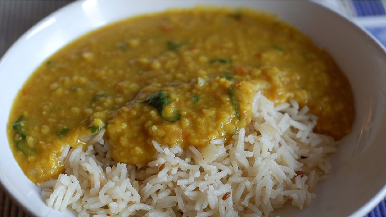 शाकाहारी समजून चवीने खात असाल पण, मांसाहारी मानली जाते ही डाळ, साधूसंतही तोंड लावत नाहीत...