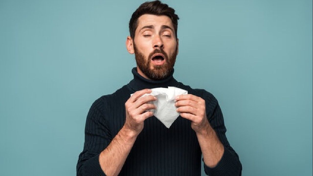 जोरात शिंक आली असता रोखली, अन् साक्षात मृत्यूलाच पाहिले, जगातील पहिलीच केस