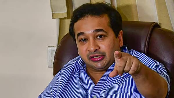 राणेंच्या कुटुंबाचं रक्त भगवं, आम्हाला हिंदुत्व शिकवू नका; नितेश राणेंचा सणसणीत टोला