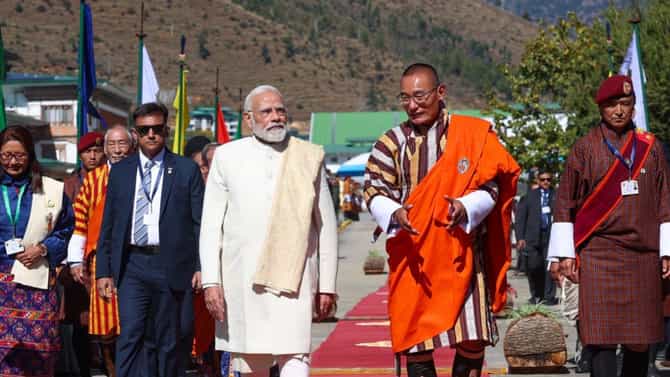 PM Modi: PM नरेंद्र मोदी भूतान दौऱ्यावर, पत्रकारांनी या गोष्टीमुळे पंतप्रधानांचे केले कौतुक