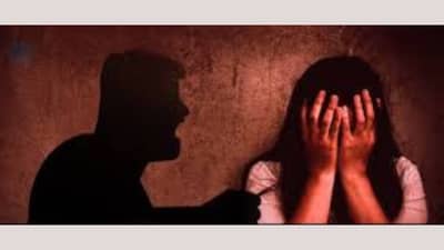 Pune Crime : पुणे हादरलं आधी मैत्रिणीची हत्या अन् मग तरुणाचं खळबळजनक पाऊल, धक्कादायक घटना