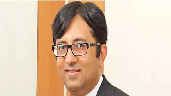 1,000 रुपयांची SIP तुम्हाला श्रीमंत बनवणार नाही, PPFAS MF चे राजीव ठक्कर यांनी सांगितलं सत्य