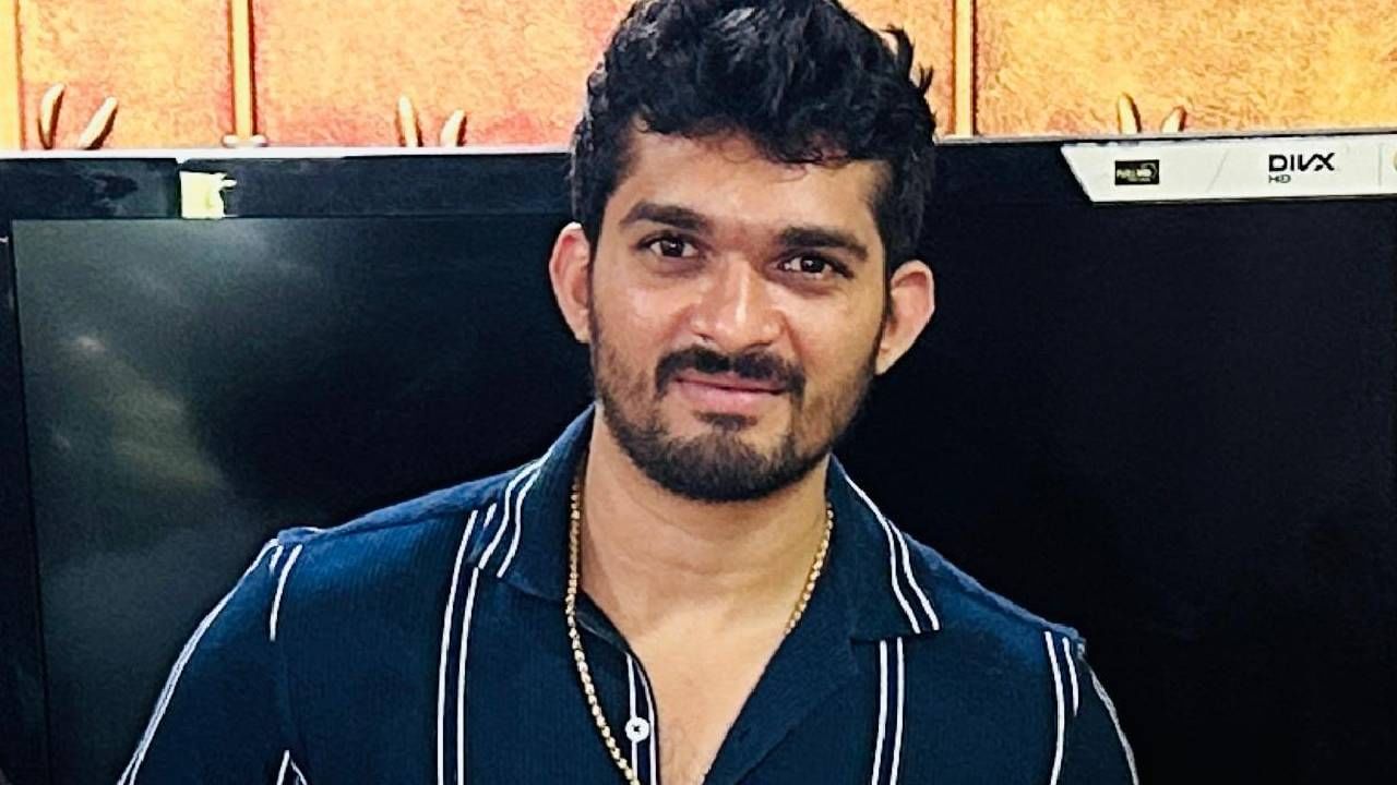 भावाचे लग्न 15 दिवसांवर असताना प्रसिद्ध फुटबॉल खेळाडूचा सापडला मृतदेह, कुटुंबियांचा मोठा खुलासा... भावाचे लग्न 15 दिवसांवर असताना प्रसिद्ध फुटबॉल खेळाडूचा सापडला मृतदेह, कुटुंबियांचा मोठा खुलासा...