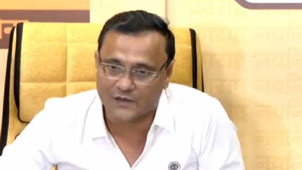 मंत्री आशिष शेलारांच्या शेजारच्या इमारतीत मतदार यादीत असा झोल, मनसेने बाहेर काढली धक्कादायक माहिती मंत्री आशिष शेलारांच्या शेजारच्या इमारतीत मतदार यादीत असा झोल, मनसेने बाहेर काढली धक्कादायक माहिती