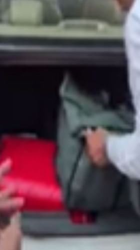 संगमनेरमध्ये खळबळ, वाहनात सापडली एक कोटी रुपयांची कॅश