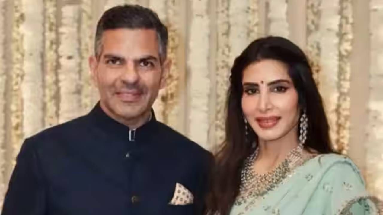 या आरोपांवर आता प्रियाचे वकील शैल त्रेहन यांनी विविध कागदपत्रे आणि शाळेच्या फीच्या पावत्या दाखवून उत्तर दिलं आहे. समायराच्या शाळेची फी वेळेवर भरली गेल्याचा दावा त्यांनी केला आहे. समायराच्या प्रत्येक सेमिस्टरची फी 95 लाख रुपये असल्याचं त्यांनी सांगितलं आहे. एवढी मोठी रक्कम शाळेत आधीच जमा करण्यात आली होती, असंही त्यांनी स्पष्ट केलंय. 
