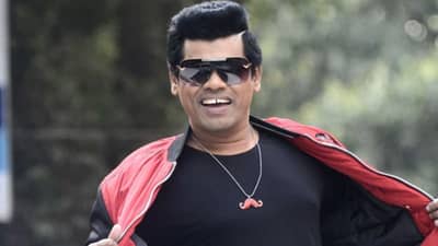 बॉम्बे म्हणायचं की मुंबई? अभिनेता सिद्धार्थ जाधवने एका वाक्यात संपवला विषय, रोखठोकच म्हणाला...