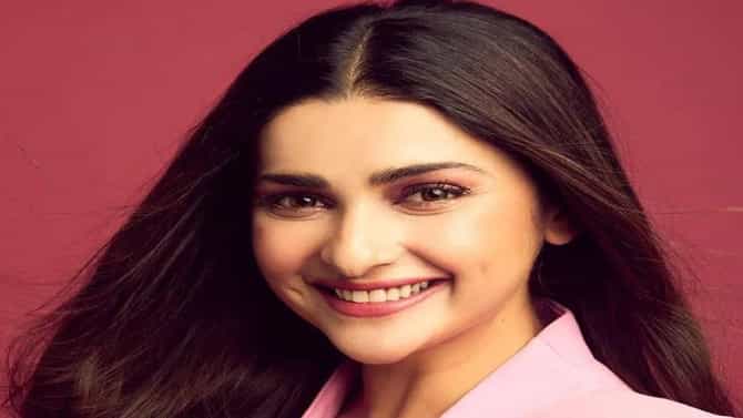 आयुष्यातील अनेक रहस्ये हसण्याद्वारे कळते, तुमचे हास्य तुम्हाला काय सांगते, जाणून घ्या