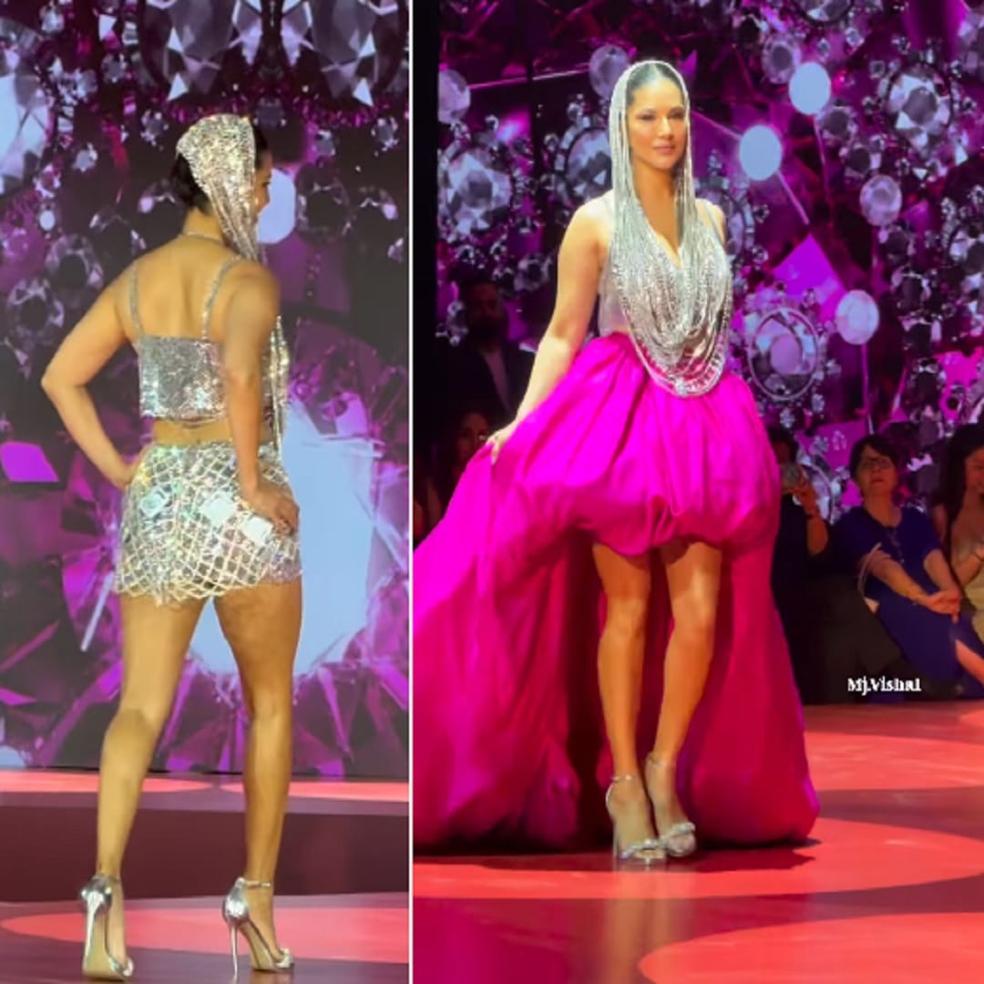  मलायकानंतर सनी लिओनी देखील या शोमध्ये सहभागी होती. तिचाही ग्लॅमरस अंदाज हा प्रेक्षकांच्या मनाला भुरळ घालणारा होता. ती देखील गुलाबी रंगाच्या ड्रेसमध्ये रॅम्पवर दिसली.  तिचा लूक, मेकअप आणि स्टायलिश हेअरस्टाईलने ती फारच सुंदर दिसत होती. सनी लिओनीने तिच्या फॅशन स्टेटमेंटने रॅम्पवर सर्वांनाच प्रभावित केले, तिने सिल्व्हर टॉप आणि गुलाबी स्कर्ट परिधान केला आणि सर्वांचे लक्ष वेधून घेतले.