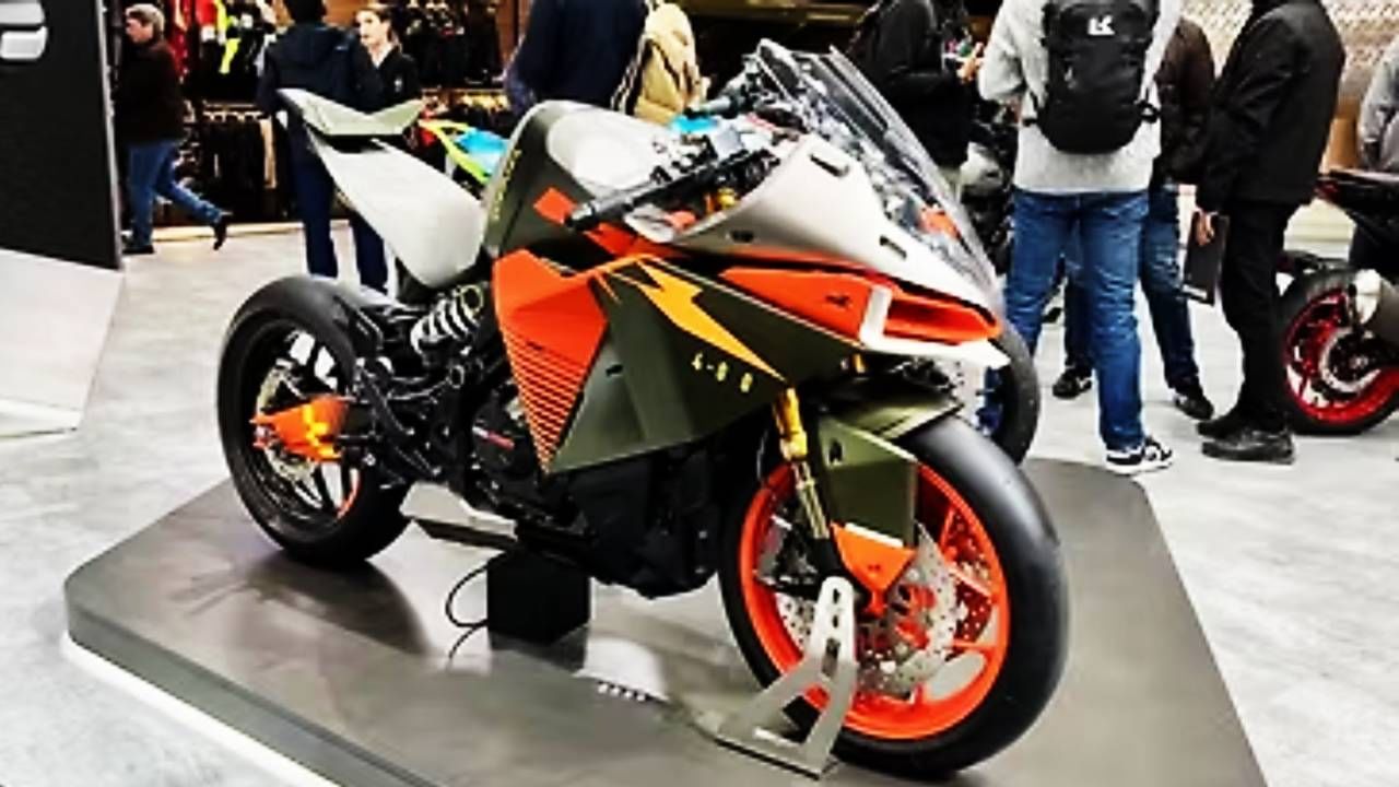 TVS इलेक्ट्रिक स्कूटरपासून हायपरस्टंट बाईकपर्यंत 6 नवीन उत्पादनांचे अनावरण, जाणून घ्या TVS इलेक्ट्रिक स्कूटरपासून हायपरस्टंट बाईकपर्यंत 6 नवीन उत्पादनांचे अनावरण, जाणून घ्या