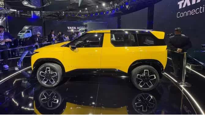 Tata Sierra नव्या अवतारात, या तारखेला होणार लाँच, हाय टेक फिचर्सने सुसज्ज कार