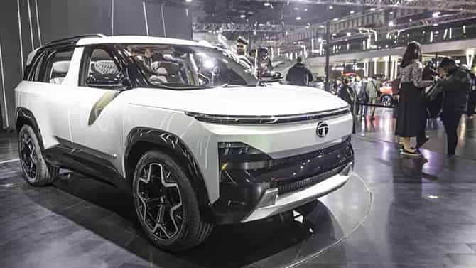 Tata Sierra खरेदी करायचीये का? आधी फीचर्स, किंमत जाणून घ्या
