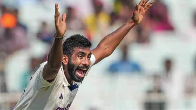 IND vs SA : रेकॉर्ड ब्रेकर बुमराह, पहिल्याच सामन्यात मोठा विक्रम मोडीत, झटक्यात दोघांना पछाडलं