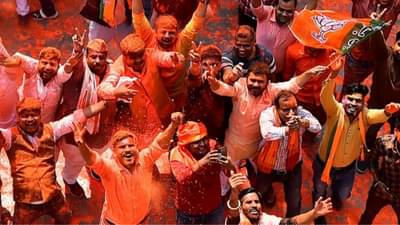 कुणाची बायको, कुणाची मामी, तर कुणाचा भाचा... लढण्याआधीच जिंकले; कोणत्या नगरपरिषदेत कोण बिनविरोध? वाचा यादी