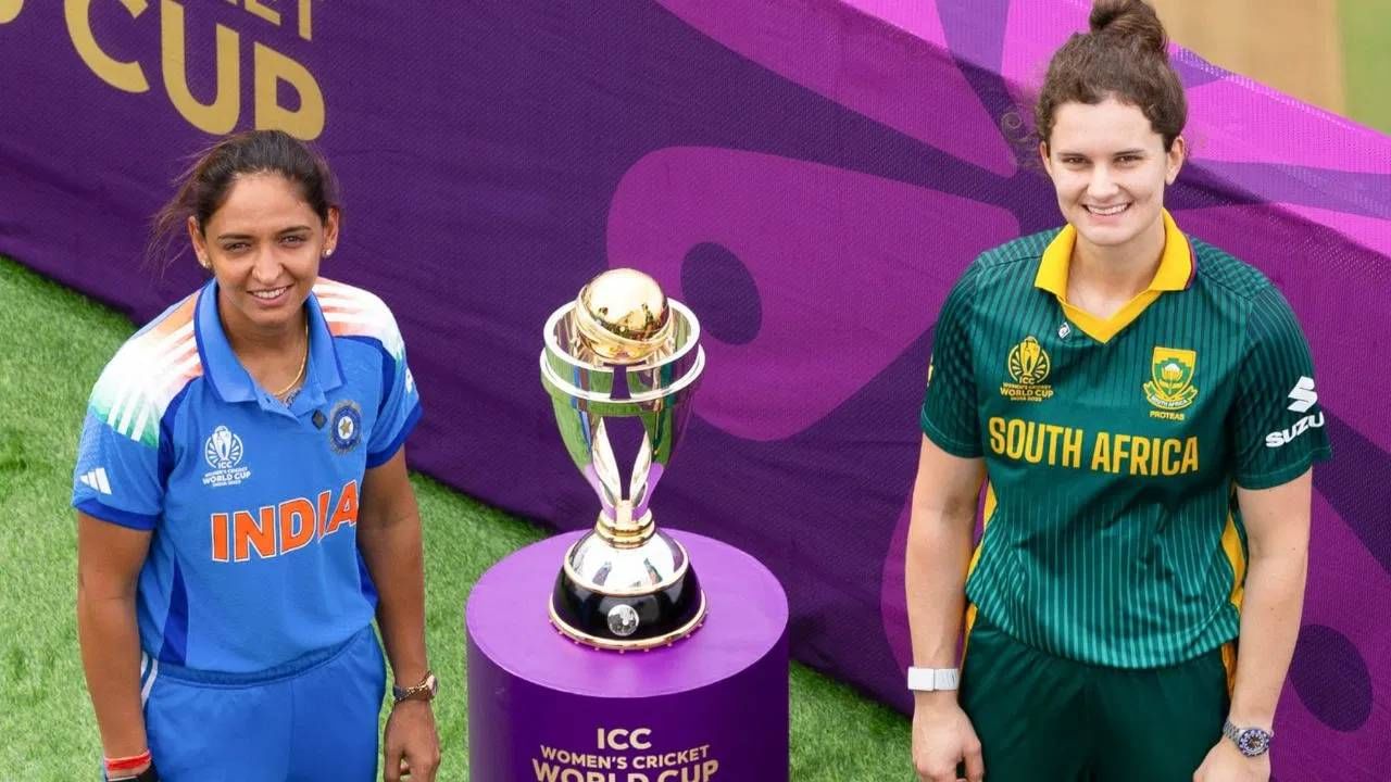 "जवळपास 3 लाख चाहत्यांनी स्टेडियममध्ये विश्वचषक सामन्यांना हजेरी लावली. यामुळे कोणत्याही महिला क्रिकेट स्पर्धेसाठी उपस्थितीचा विक्रम मोडला गेला. या स्पर्धेत प्रेक्षकांची संख्या वाढली आणि ऑन-स्क्रीन प्रेक्षकांसाठी नवीन विक्रम प्रस्थापित झाले. भारतात 50 कोटी प्रेक्षकांनी सामना पाहिला.", असंही प्रसिद्धीपत्रकात नमूद केलं आहे. (Photo- PTI)