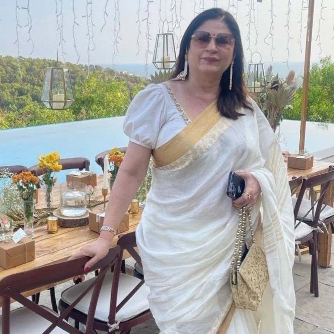 अभिनेत्री कुनिका सदानंदच्या या खुलाशाने सगळ्यांनाच हैराण करुन सोडलय. त्याशिवाय ती तिच्या घटस्फोटांबद्दल सुद्धा बोलली. तिने सांगितलं की, घटस्फोटानंतर आपल्या मुलासाठी छोट्या-छोट्या गोष्टी मॅनेज कराव्या लागल्या. 