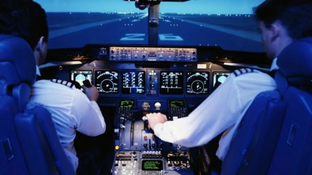 इथिओपियात हेली गुब्बी नावाच्या ज्वालामुखीचा उद्रेक झाला आहे. हा ज्वालामुखी तब्बल 12 हजार वर्षांनंतर सक्रीय झाला आहे. या ज्वालामुखीतून बाहेर आलेली राख हजारो किलोमीटरचा प्रवास करून थेट भारतापर्यंत आल आहे. 