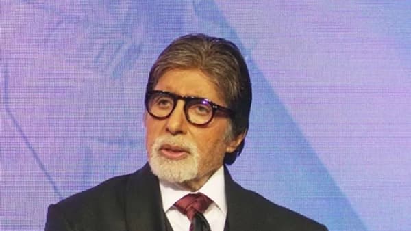 असं एक गाव जिथे बाळ जन्माला येताच पाहिला जातो बिग बीचा चित्रपट, किस्सा ऐकून अमिताभ बच्चनही भावुक, नेमकं कारण काय?