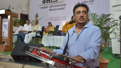 शिवसेना पक्ष-चिन्हाच्या सुनावणीवर होणार मोठा परिणाम, ठाकरे गटाच्या वकिल असीम सरोदेंवर मोठी कारवाई