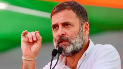 काँग्रेसची सर्वात मोठी कारवाई, 7 नेत्यांची पक्षातून हकालपट्टी, कारण काय?