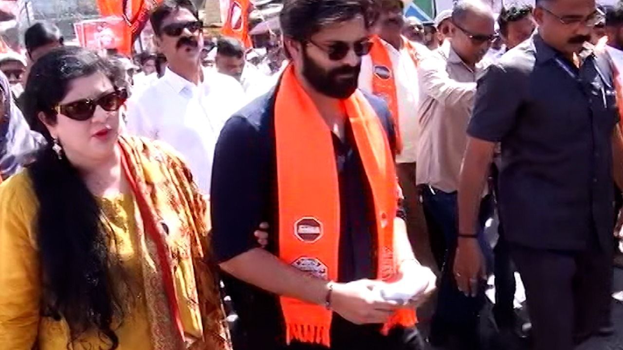 अमित ठाकरे यांच्यावर गुन्हा दाखल, आई शर्मिला ठाकरे यांची पहिली प्रतिक्रीया...