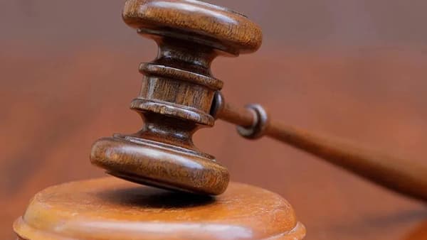Kerala case : आईचं पोटच्या मुलीसोबत भयानक कांड, न्यायालयही हादरलं, महिलेला सुनावली 180 वर्षांची शिक्षा