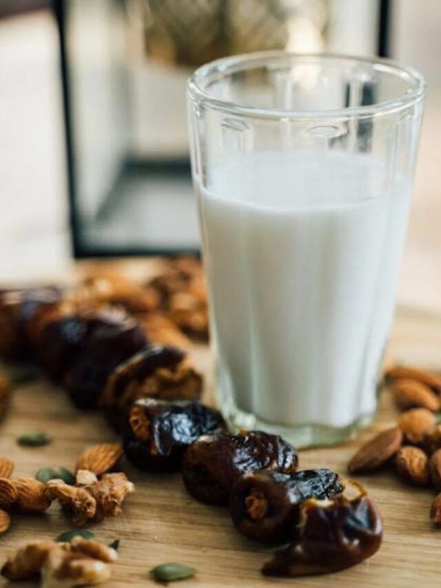 हिवाळ्यात खजूर दूधात टाकून खाण्याने होतो फायदा?