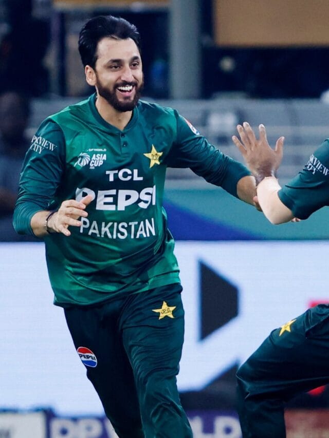 पाकिस्तानच्या खेळाडूकडून वर्ल्ड रेकॉर्ड ब्रेक, महेंद्रसिंह धोनी याला पछाडलं