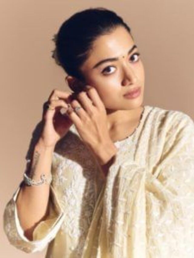 रश्मिका मंदाना हिचा फ्रॉक सुट लूक पाहून चाहते घायाळ