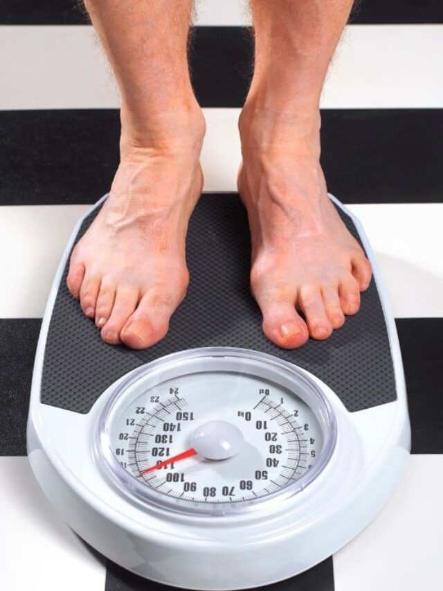 दिवाळीत भरपूर वजन वाढलंय,बॉडी डिटॉक्स करण्याचे उपाय पाहा