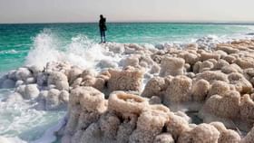 जगातला एकमेव समुद्र, शोधूनही सापडत नाही मासा, माणूसही आपोआप तरंगतो!.