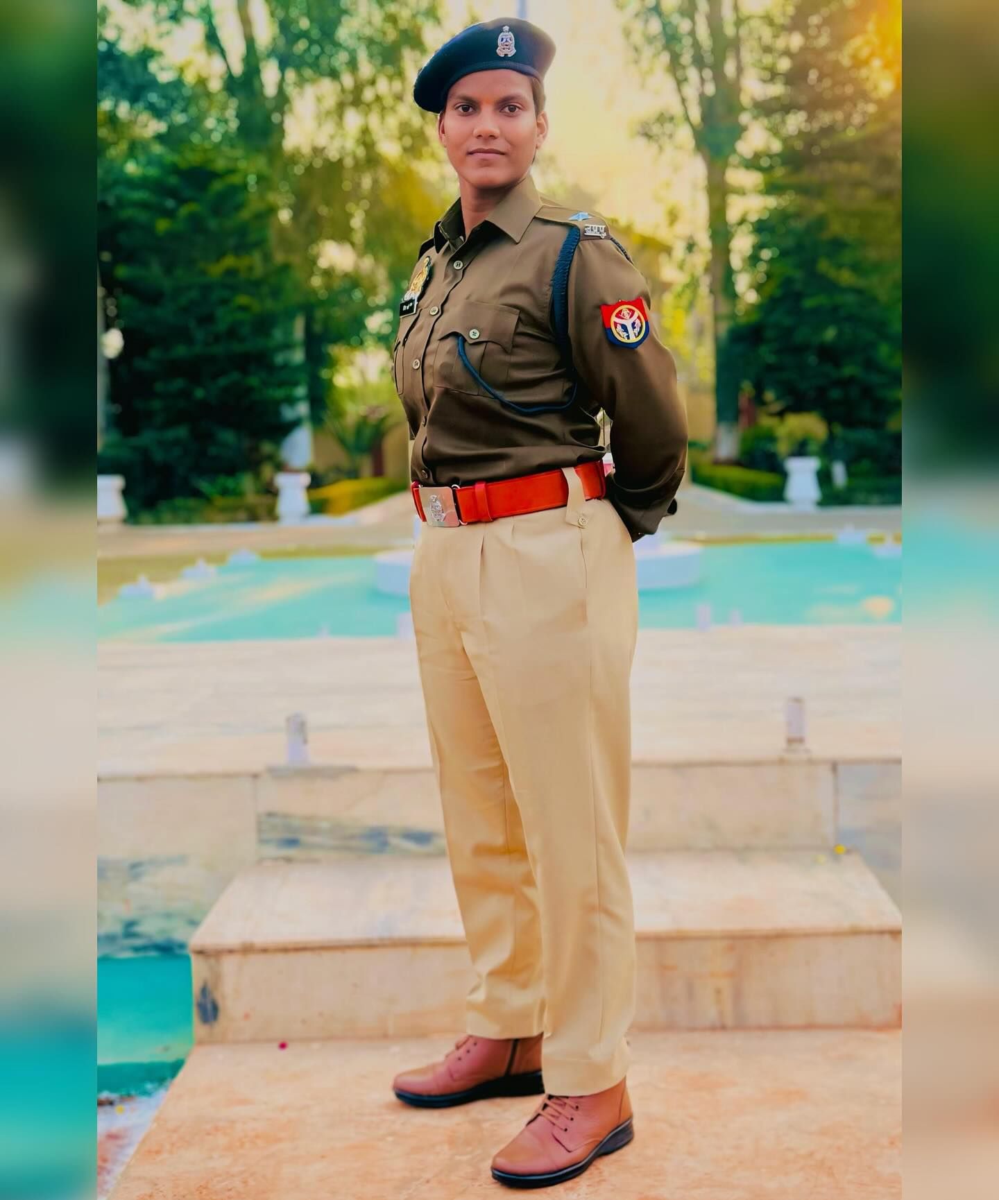 क्रिकेटमधील महत्त्वपूर्ण योगदानाबद्दल तिला अर्जुन पुरस्काराने सन्मानित करण्यात आले आहे. तसेच उत्तर प्रदेश सरकारने तिची पोलिस उपअधीक्षक (DySP) म्हणून नियुक्ती केली आहे. 

(सर्व फोटो - दिप्ती शर्मा/ इन्स्टाग्राम)