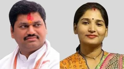 ...तर धनंजय मुंडेंसारखे अनेक मंत्री मी काढून टाकेन, करुणा मुंडे यांचा इशारा