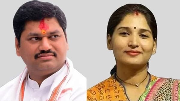 ...तर धनंजय मुंडेंसारखे अनेक मंत्री मी काढून टाकेन, करुणा मुंडे यांचा इशारा
