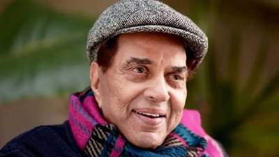 Dharmendra : धर्मेंद्र यांच्या निधनाची अफवा; मुलगी ईशा देओलने दिली मोठी अपडेट