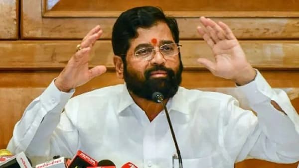 माजी नगरसेवकांचा भाजप प्रवेश जिव्हारी लागला, एकनाथ शिंदेंनी घेतला मोठा निर्णय, थेट भाजपविरुद्ध...