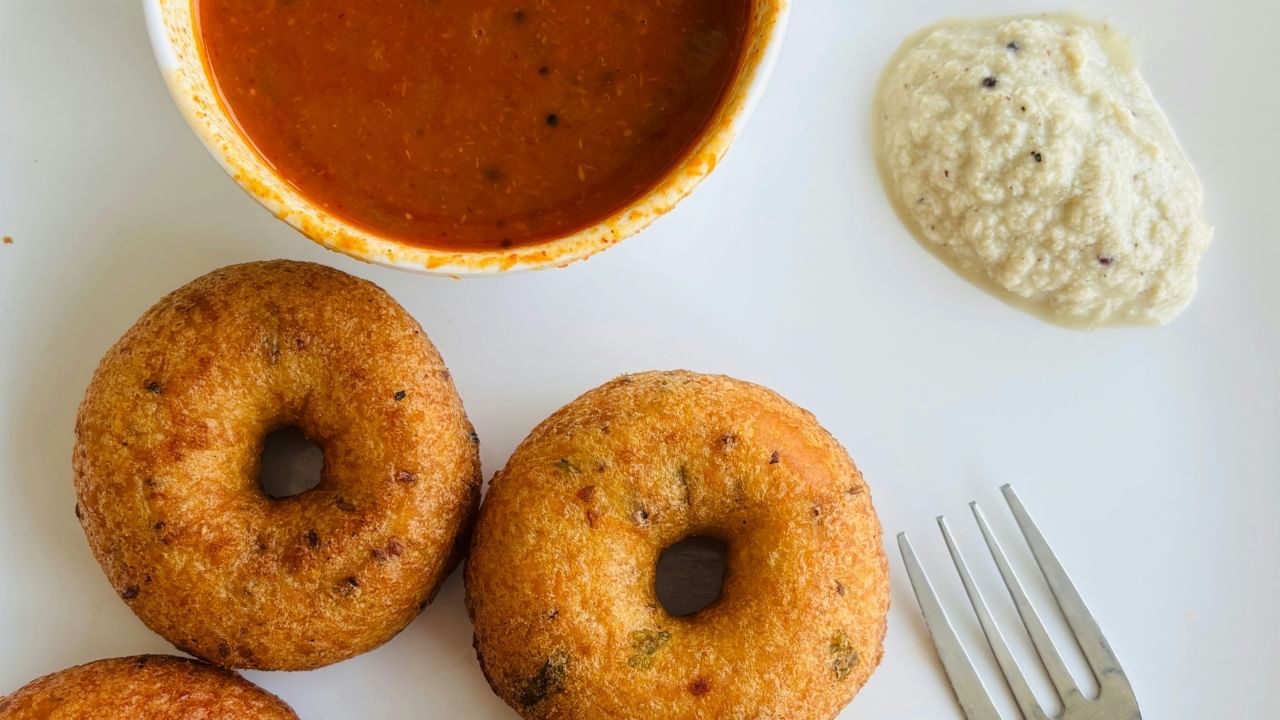 ( डिस्क्लेमर : या आर्टिकलमध्ये देण्यात आलेली माहिती व उपाय हे सामान्य ज्ञानावर आधारित आहेत. आमचा याला दुजोरा नाही. ते अवलंबण्यापूर्वी तज्ज्ञांचा सल्ला जरूर घ्यावा.)