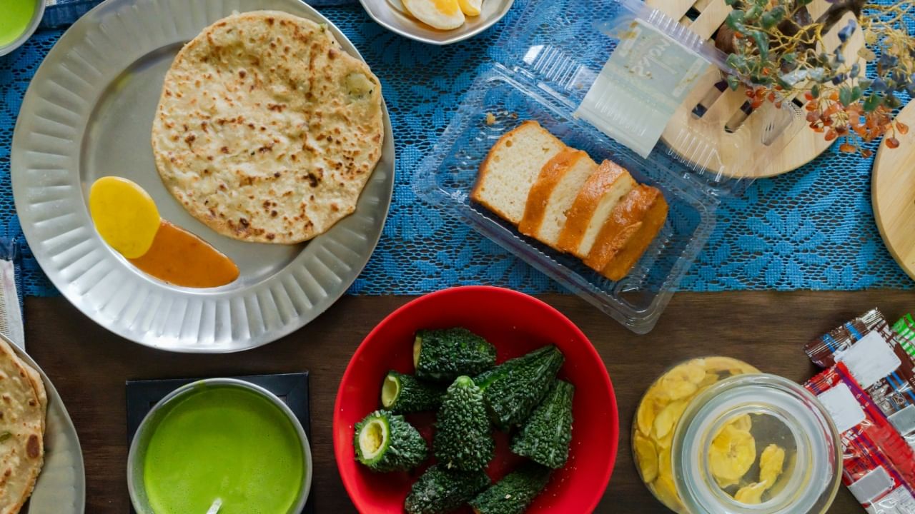 जर तुम्ही दररोज याच योग्य वेळी अन्न खाल्लं तर तुमचे शरीर नेहमी निरोगी राहते. शरीराला ठराविक वेळी अन्न मिळाल्यास शरीराची पचनशक्ती (मेटाबॉलिज्म) वाढते. तसेच थकवा, तणाव आणि चिडचिड अशा मानसिक समस्या दूर होतात.