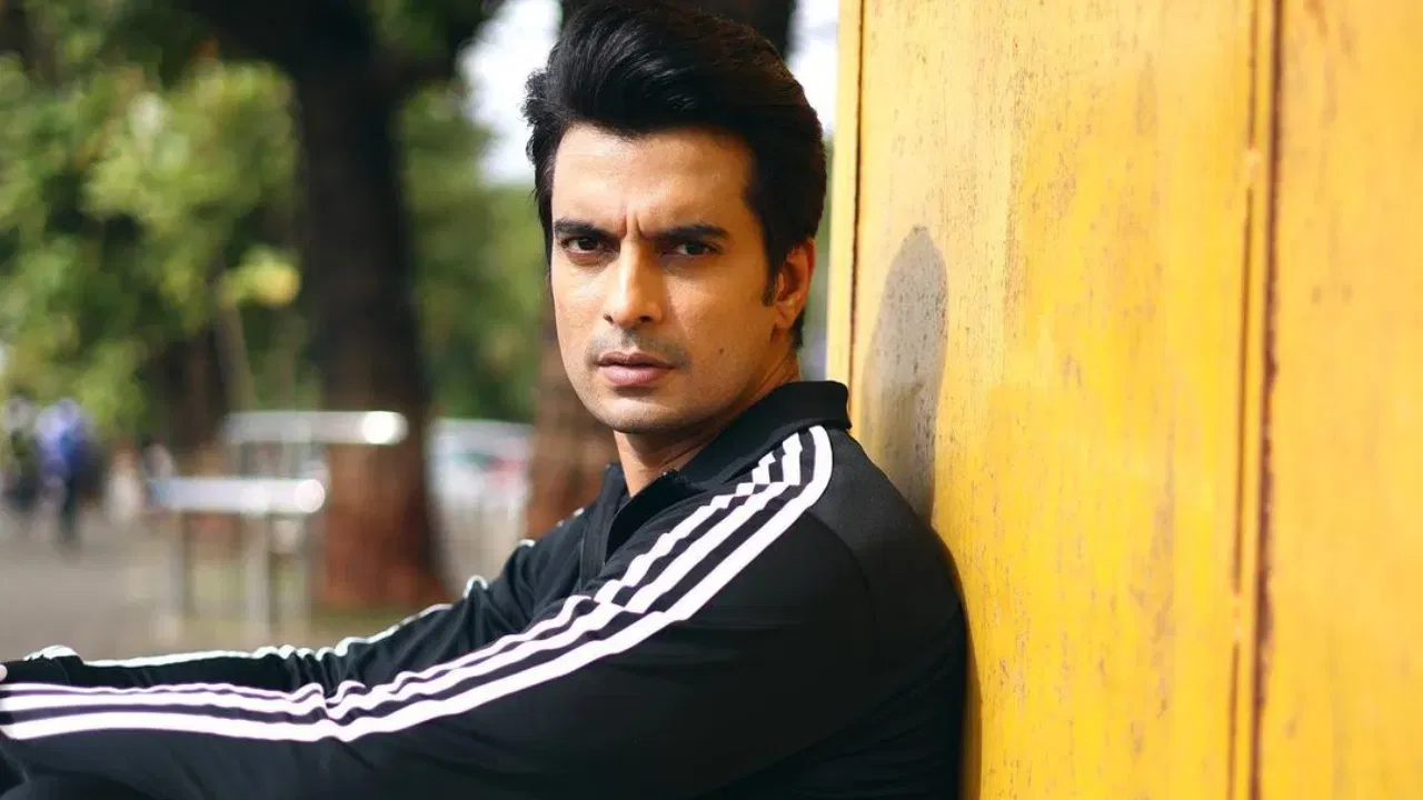 प्राजक्ता आणि गश्मीरने फुलवंती या चित्रपटात एकत्र काम केले आहे. त्यांचा हा चित्रपट चांगला गाजला होता.