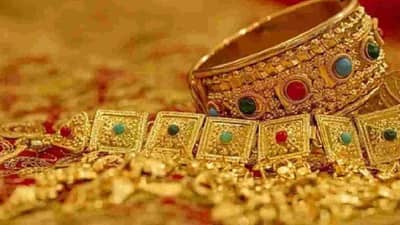 Gold Rate : सोन्याचा भाव भलताच वाढला, एका दिवसात थेट...10 ग्रॅमसाठी मोजावे लागणार...